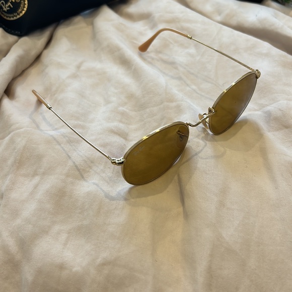RAY-BAN round sunglasses